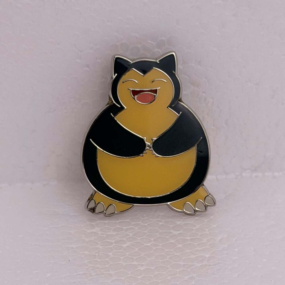 2020 Pokemon Official Snorlax Metal Enamel Pin Badge